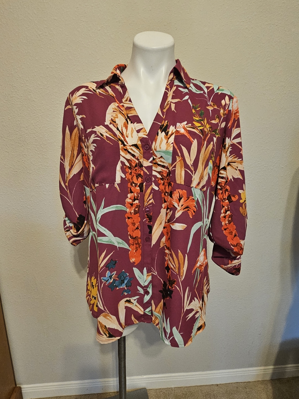 Express Portofino Floral Button-Front Women’s Blouse - Plum